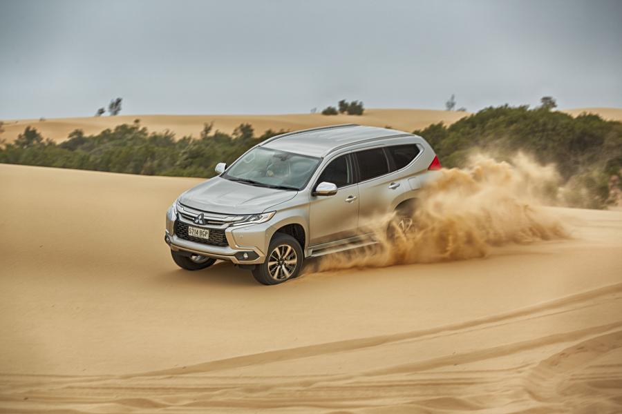  Mitsubishi Pajero Sport Exceed 2015 года  (AU) (фото 35 из 40)